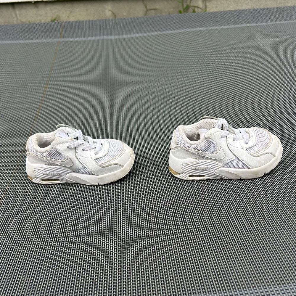 Toddler Nike‎ Air Max in white size 5